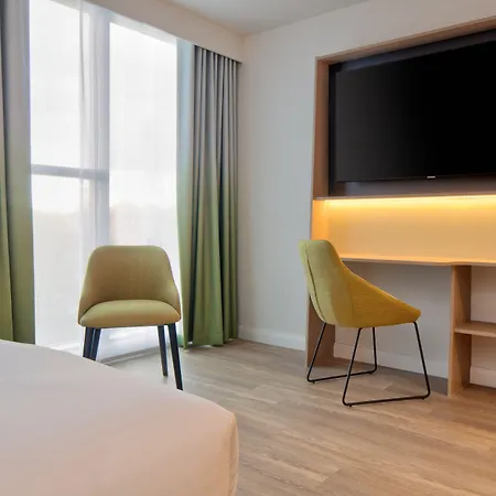 Hampton By Hilton Piccadilly 3*