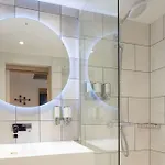 Hampton By Hilton Piccadilly