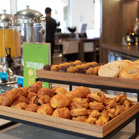 Hampton By Hilton Piccadilly 3*