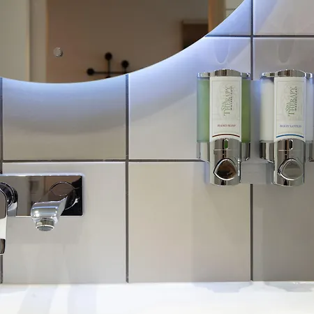 Hampton By Hilton Piccadilly 3*