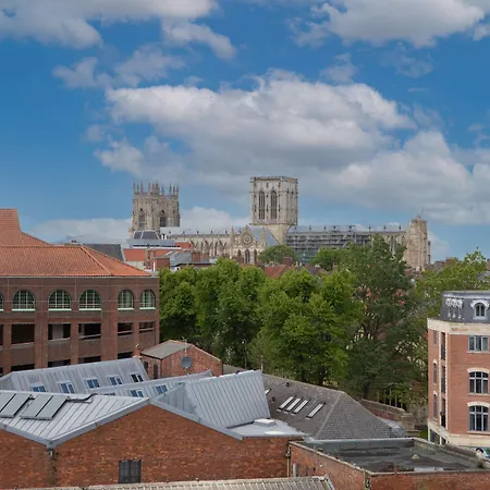 Hampton By Hilton Piccadilly 3* York