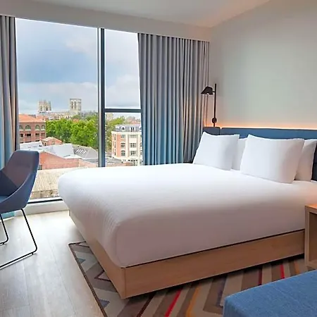 Hampton By Hilton Piccadilly Hotel 3*