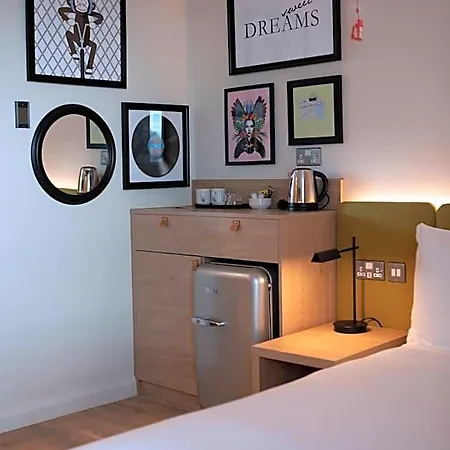 Hampton By Hilton Piccadilly 3*