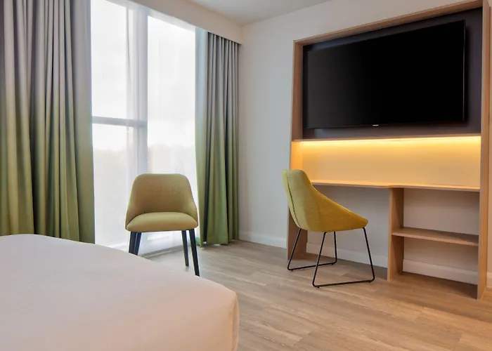 Hampton By Hilton Piccadilly 3*