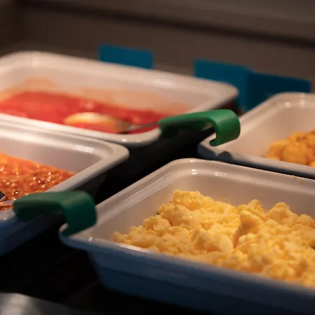 Hampton By Hilton Piccadilly מלון 3*